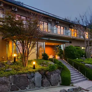 紬 ホテル 箱根町